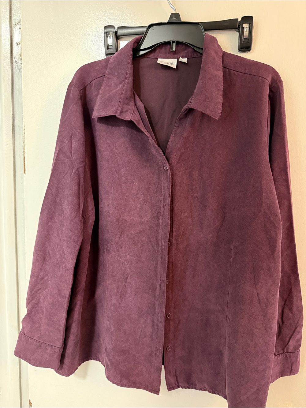 Women's Plum Button-Down Faux Suede Shirt - Classic Collared Relaxed Fit